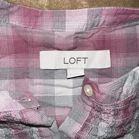 Loft Women Medium Pink Gray Plaid Smocked Button Down Top Long Sleeve Blouse - Picture 2 of 4